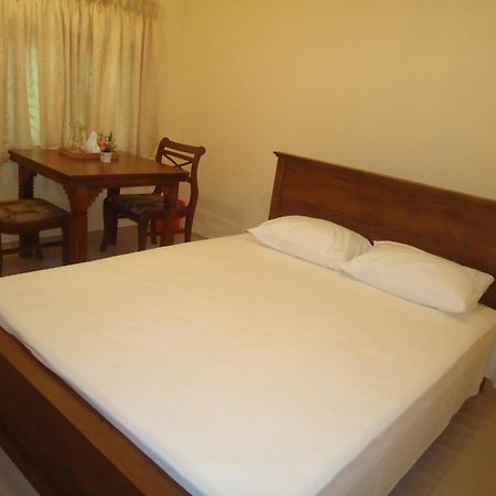 Guest House Kaduwela Dış mekan fotoğraf
